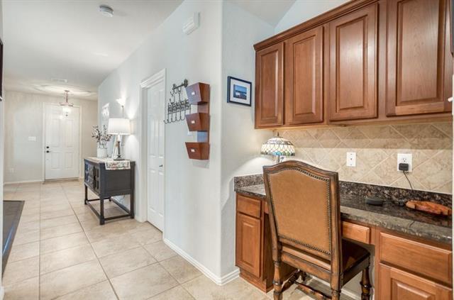 Building Photo - 11550 Henderson Dr