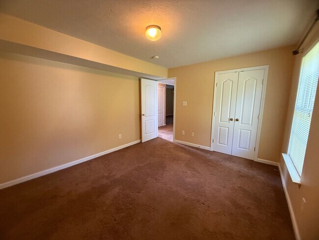 Building Photo - 108 Judd Ct