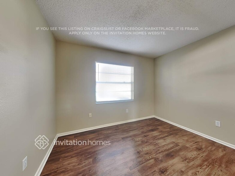 Building Photo - 1056 Bridlewood Way