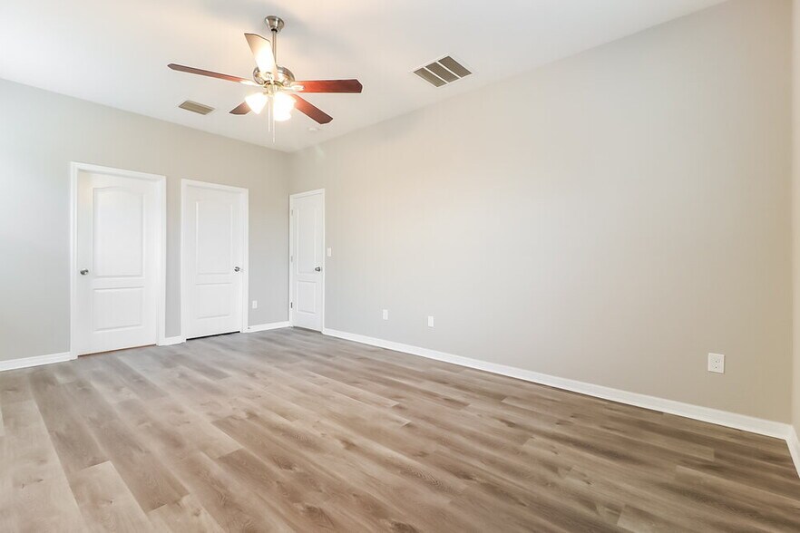 Building Photo - 1133 Lauren Manor Loop