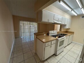 Building Photo - 4401 Treehouse Ln
