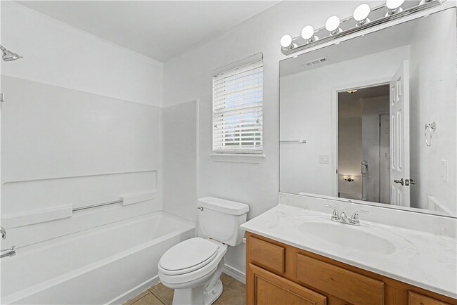 Building Photo - 5213 S 62nd St