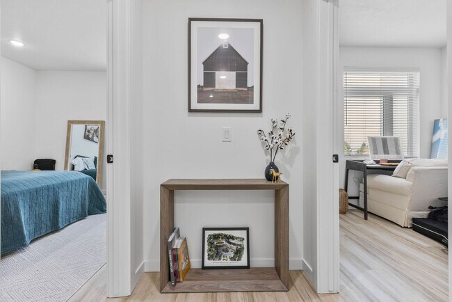 Building Photo - Modern 2 Bed/2 Bath Condo in Rexburg