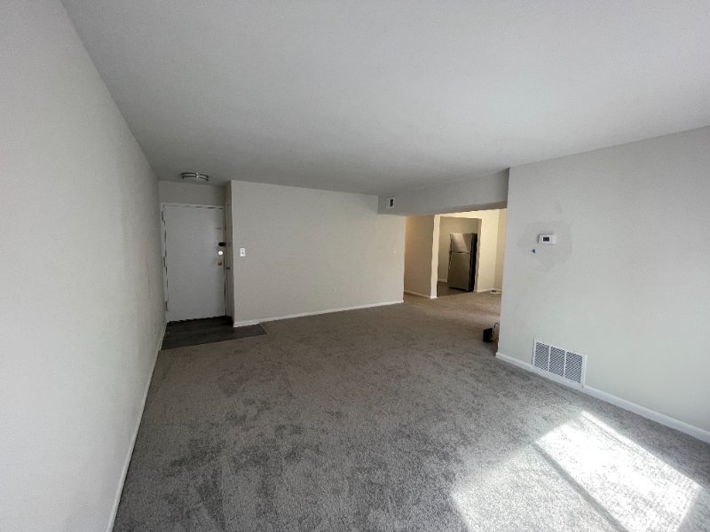Building Photo - 8263 Russell Rd