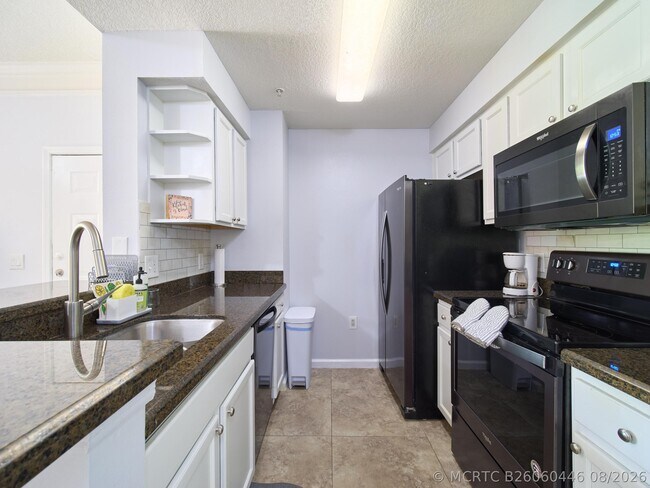 Building Photo - 1108 Myrtlewood Cir E