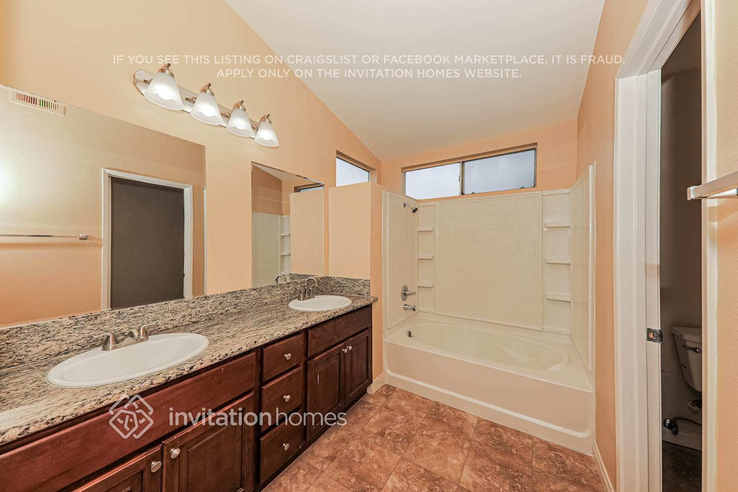 Building Photo - 11460 Winery Dr