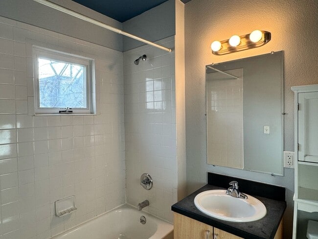 Building Photo - 2400 Welton St