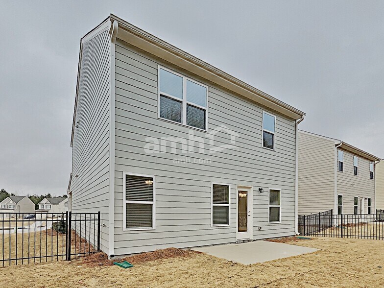 Building Photo - 561 Woodall Rd