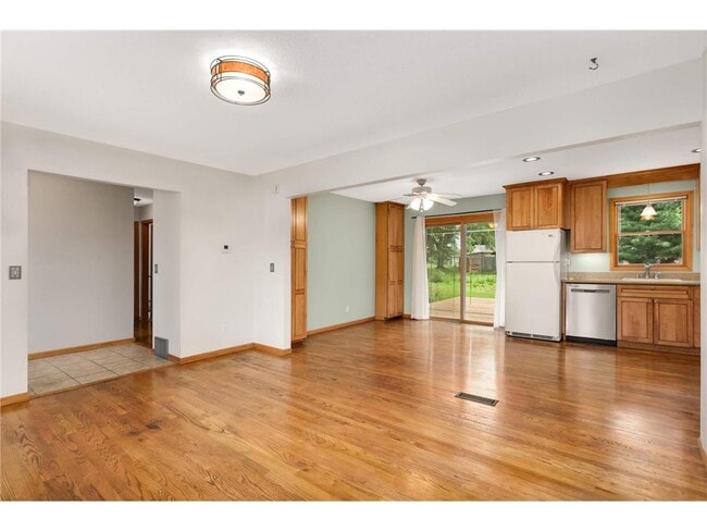 Building Photo - 14682 Dominica Ct
