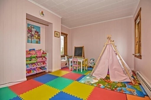 Building Photo - 2 Traverse St