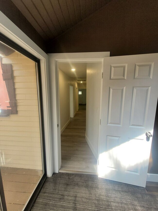 Building Photo - Remodeled 3 Bedroom Plus Office with Large...