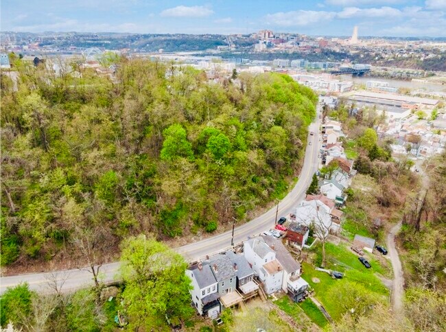 Building Photo - 3255 Josephine St