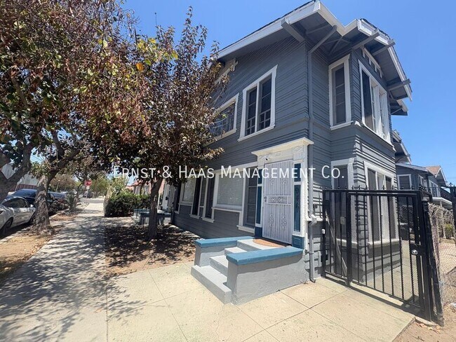 Building Photo - 944 Maine Ave