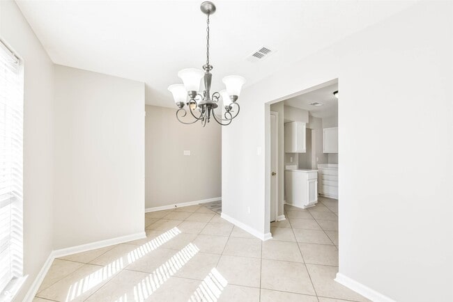 Building Photo - 8046 Split Pine Dr