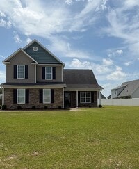 Building Photo - 5819 Cornfield Ave