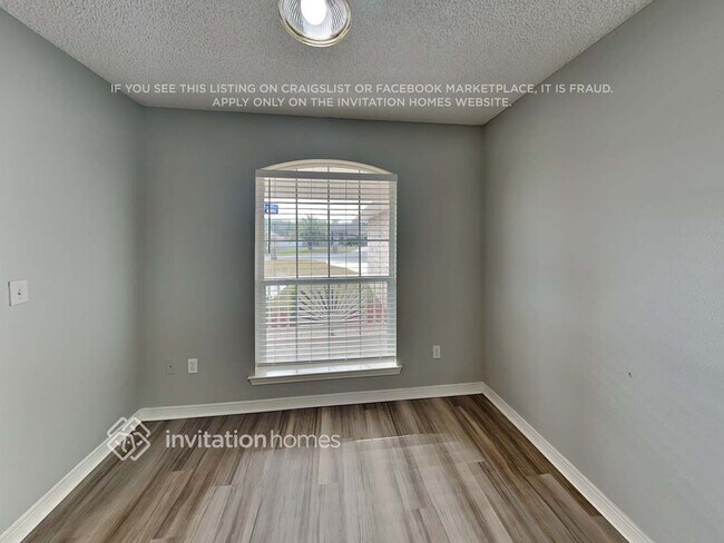 Building Photo - 5487 Marsala Ln