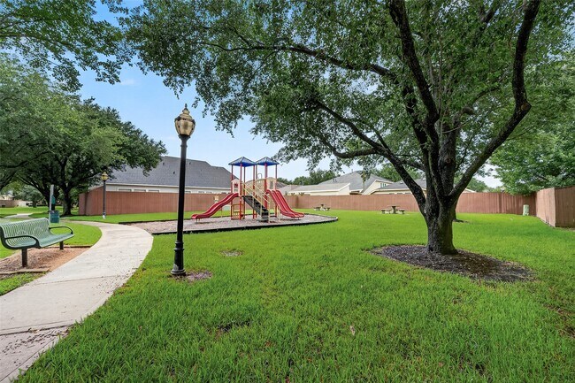 Building Photo - 5403 Canyon Hollow Dr
