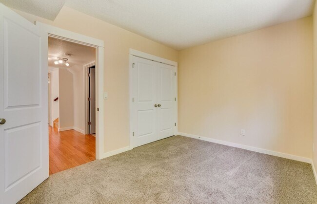 Building Photo - 4Bed, 3Bath Home in West Slope / Raleigh H...
