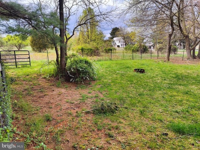 Building Photo - 4884 Charles Town Rd