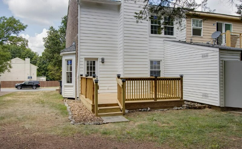Building Photo - 606 Castlegate Dr