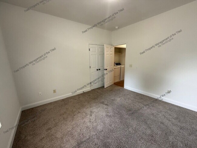 Building Photo - 2200A Eider Ct