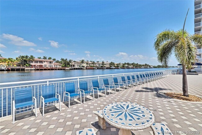 Building Photo - 1500 S Ocean Dr