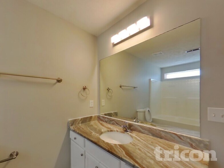Building Photo - 4305 Chesney Glen Dr