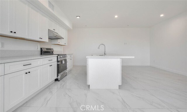 Building Photo - 7341 9th St