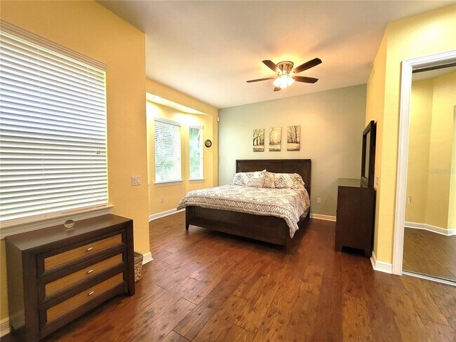 Building Photo - 5465 46th Ct W