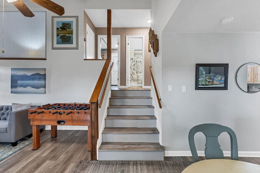 Building Photo - 1142 Amanda