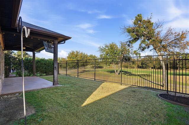 Building Photo - 3913 Weatherstone Dr