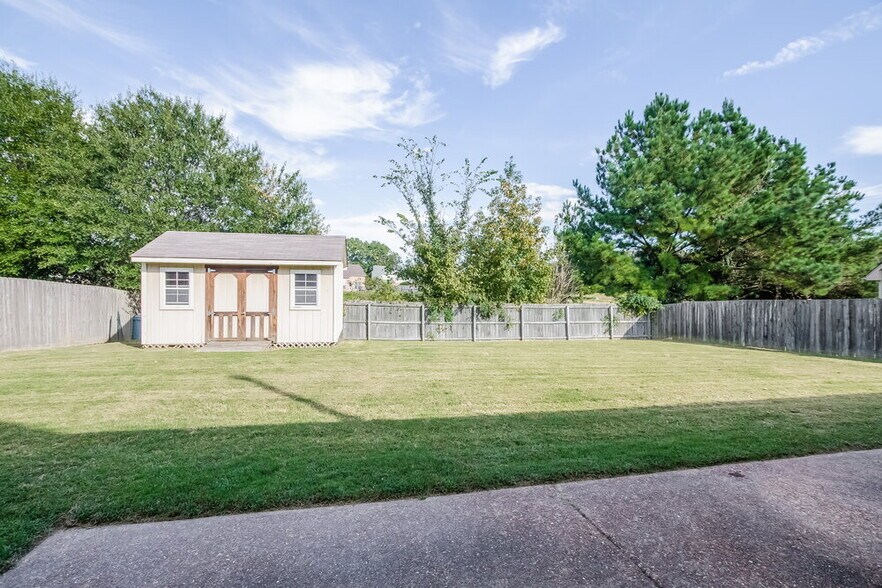 Building Photo - 5078 Mabry Ln