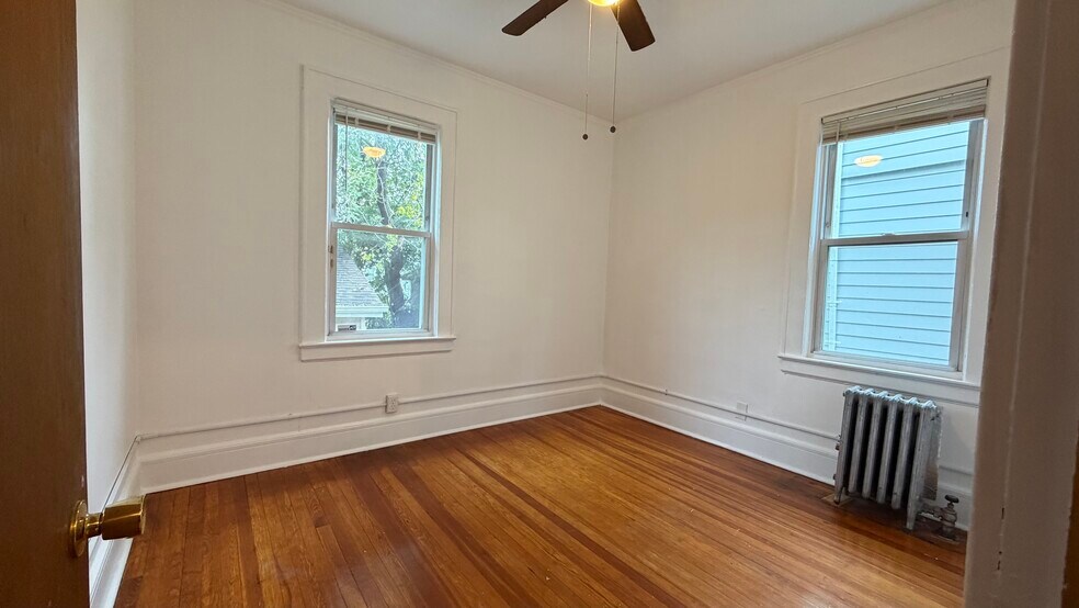 BEDROOM #2 - 33 Jefferson Ave