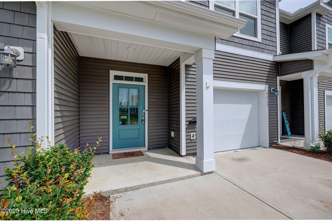 Building Photo - 4613 Wildaire Ln