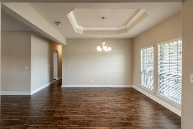 Building Photo - 8095 Vane Ct