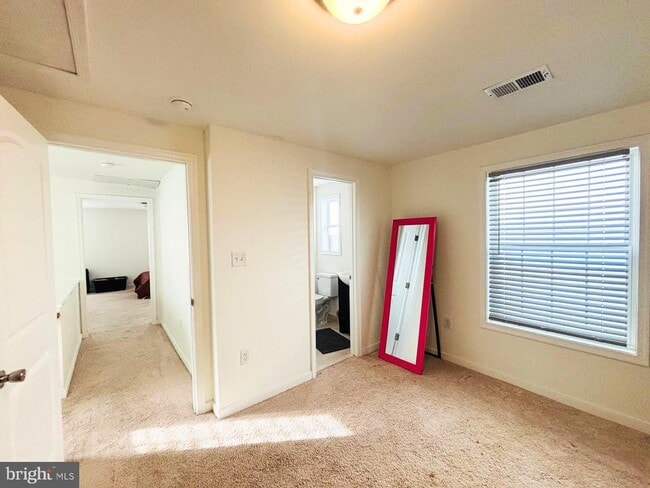 Building Photo - 273 4th Ave