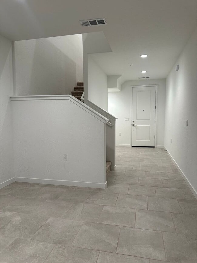 Building Photo - Welcome To This Charming Two-Story Home Ne...