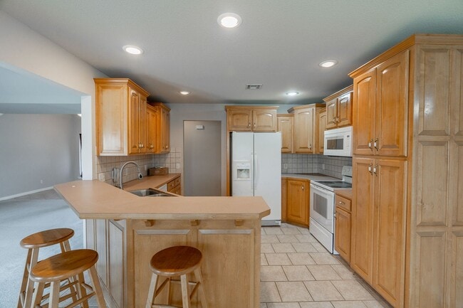 Building Photo - Beautiful 3-bedroom 2 bath Home in Springd...