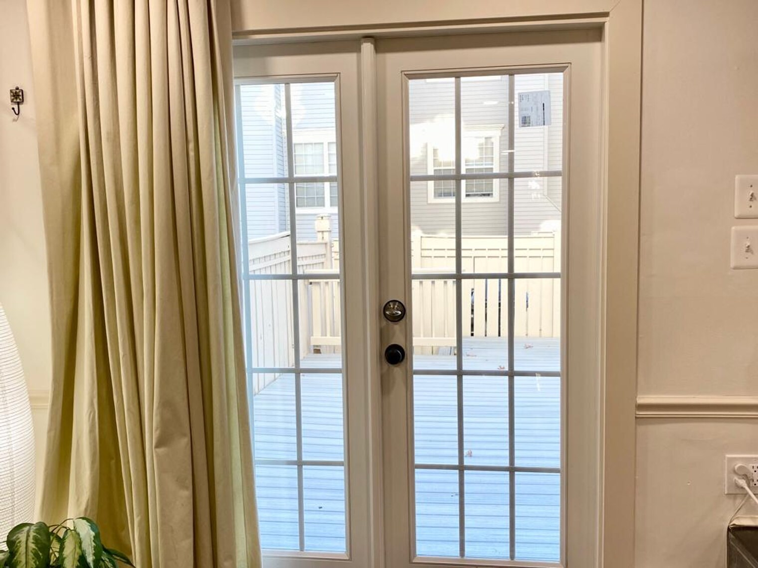 Building Photo - 11874 Sunrise Valley Dr