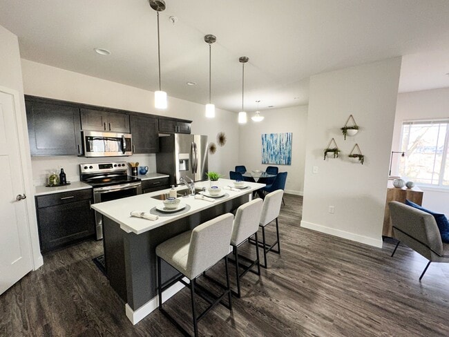 Building Photo - Brand new 2 Bed / 2.5 Bath Townhome for rent in Cottage Grove!