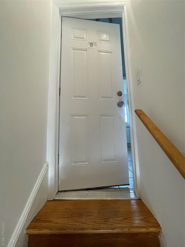 Building Photo - 70 Dobbs Ferry Rd