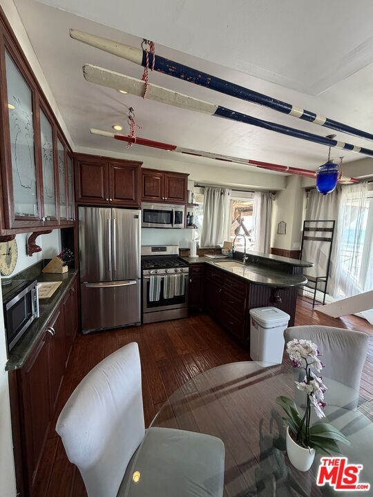 Building Photo - 24000 Malibu Rd