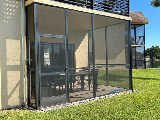 Building Photo - 200 Berkley Rd