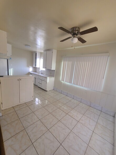 Kitchen - 11700 Glenoaks Blvd