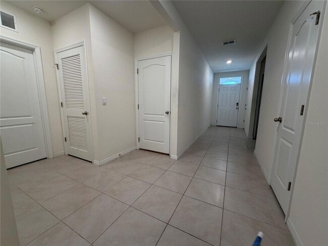 Building Photo - 4657 Bernard Blvd