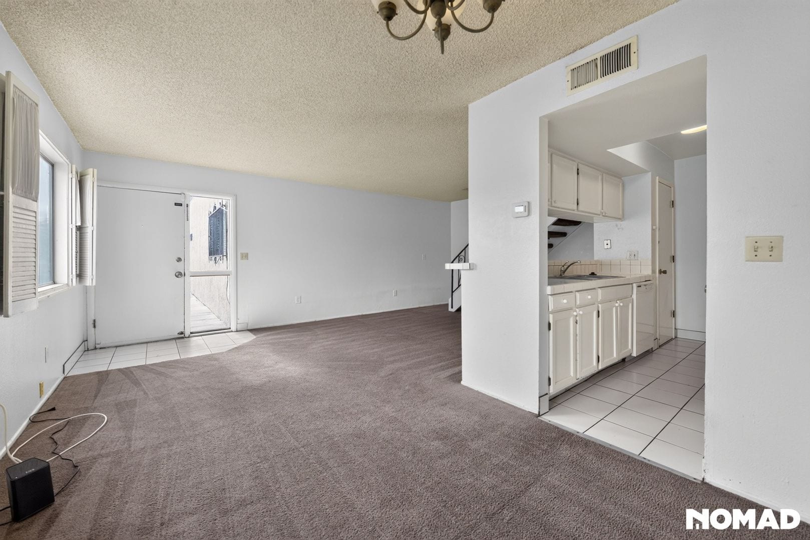 Building Photo - 6640 Calle Ln