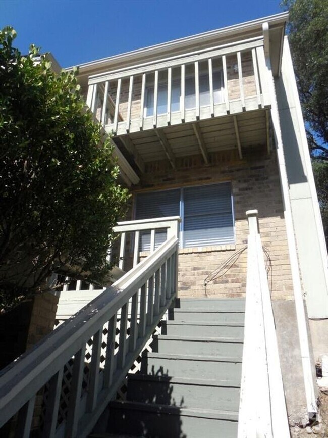Building Photo - AUS8108 Dunn