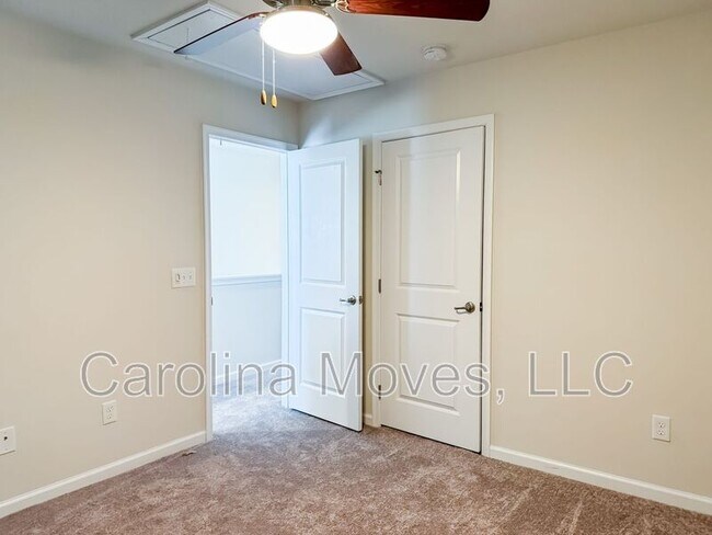 Building Photo - 345 Bucklebury Rd