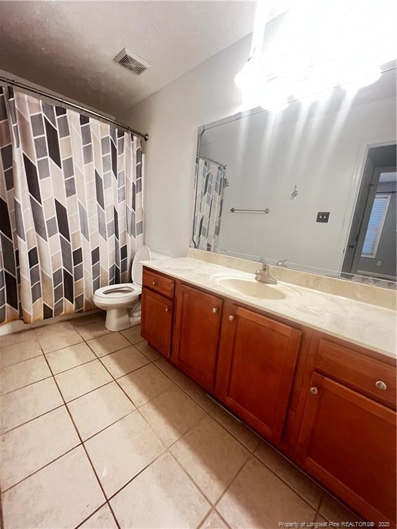 Building Photo - 208 Wood Run