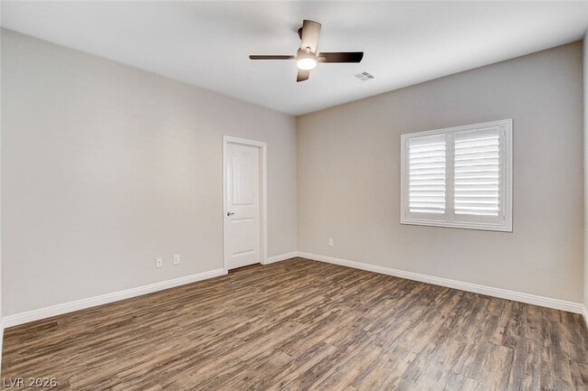 Building Photo - 9634 Volk Ave